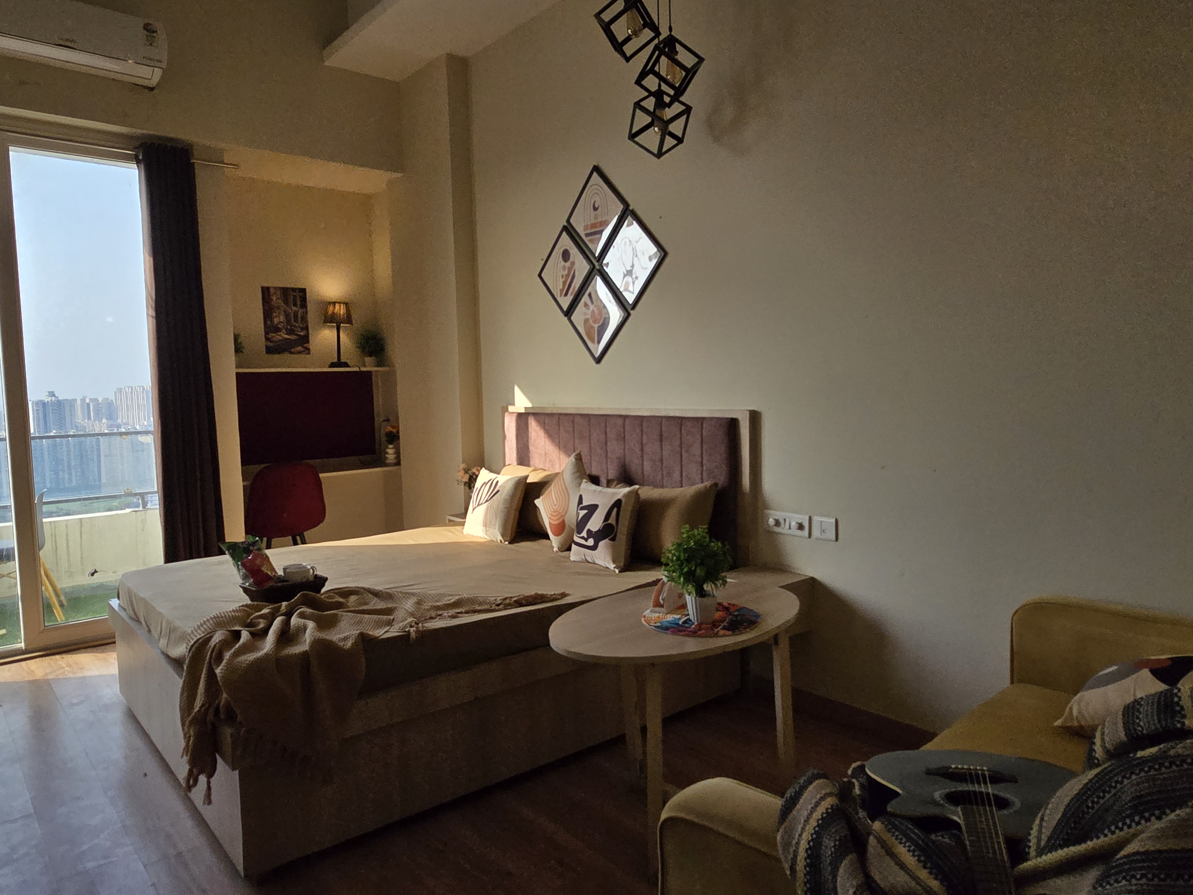 Opulent Suite Gaur 9